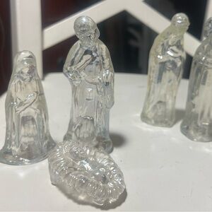 Christmas 🎄 Vintage 6 Piece Clear Glass Nativity Set
#B-100